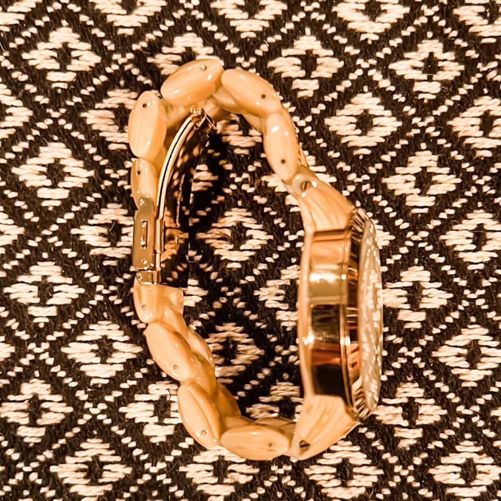 Michael Kors Gold Watch Tortoise Shell - Picture 2 of 5